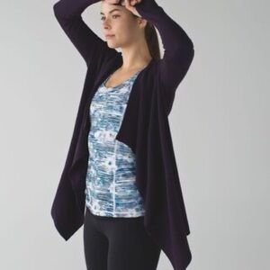 Lululemon Resolution Wrap in Deep Zinfandel